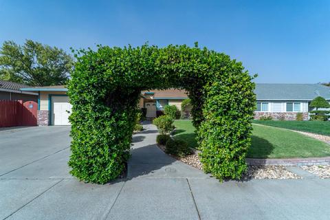 1453 Timber Ln, Manteca, CA 95336 photo 2