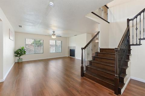 1747 Griego Ave, Olivehurst, CA 95961 photo 4