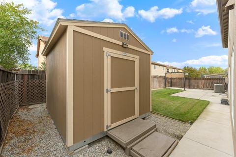 1747 Griego Ave, Olivehurst, CA 95961 photo 37