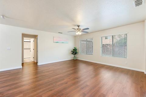 1747 Griego Ave, Olivehurst, CA 95961 photo 6