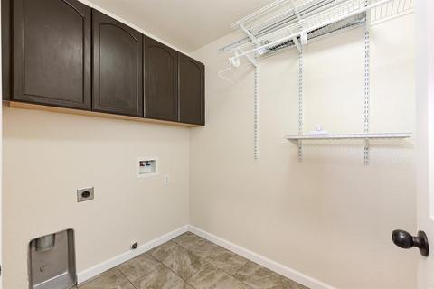 1747 Griego Ave, Olivehurst, CA 95961 photo 23
