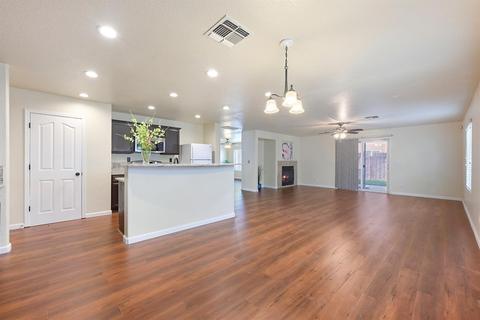 1747 Griego Ave, Olivehurst, CA 95961 photo 13