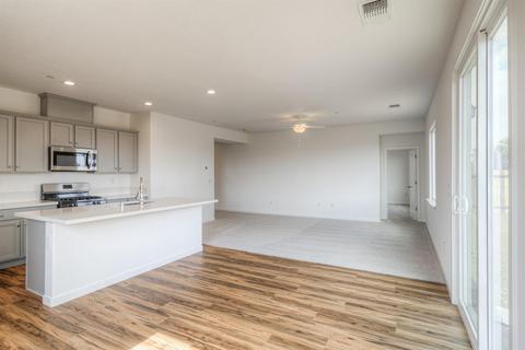 4056 Larner, Olivehurst, CA 95961 photo 7