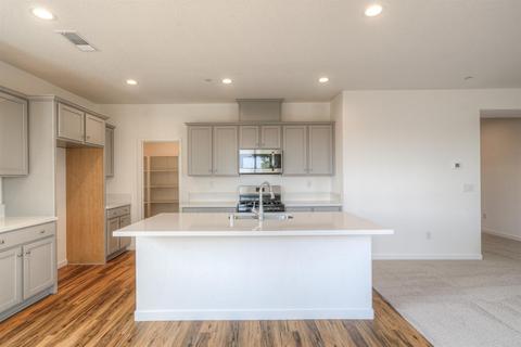 4056 Larner, Olivehurst, CA 95961 photo 3