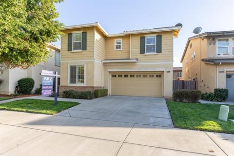 3696 Whitehaven Ave, Ceres, CA 95307 photo 2