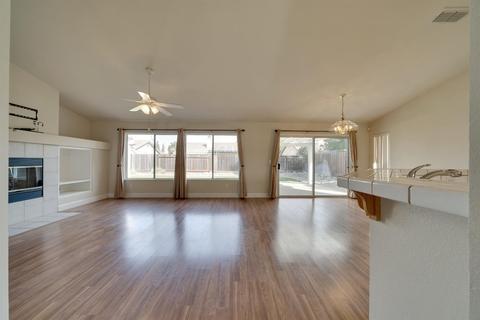 429 Trudy Ct, Ripon, CA 95366 photo 8