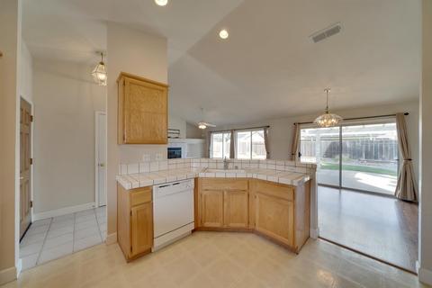 429 Trudy Ct, Ripon, CA 95366 photo 13