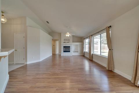 429 Trudy Ct, Ripon, CA 95366 photo 9