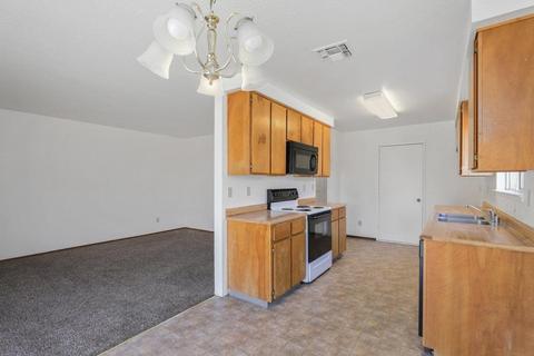 1802 Willert Dr, Turlock, CA 95380 photo 9