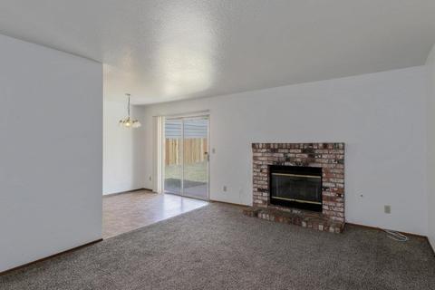 1802 Willert Dr, Turlock, CA 95380 photo 6