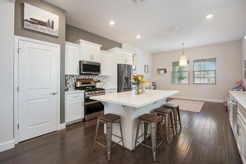 2950 Shady Acres Loop, Rocklin, CA 95765 photo 9