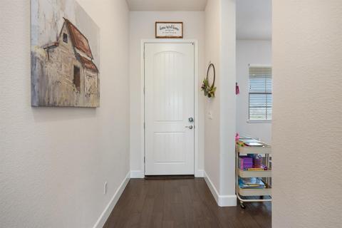 2950 Shady Acres Loop, Rocklin, CA 95765 photo 5