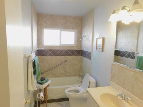 1706 S School St, Lodi, CA 95240 photo 17