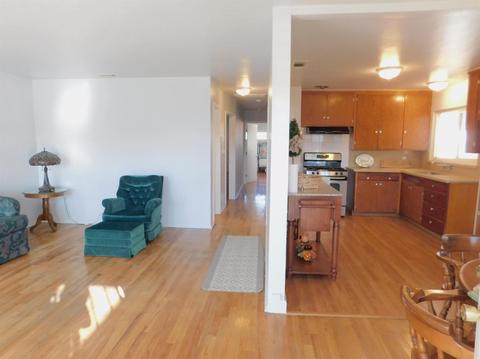 1706 S School St, Lodi, CA 95240 photo 3