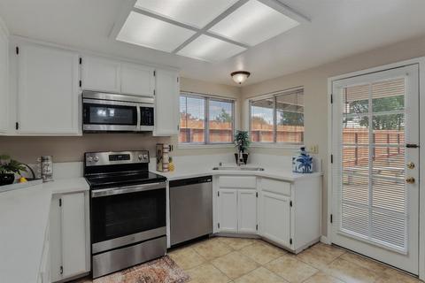 1816 Innsbrook Dr, Modesto, CA 95350 photo 14