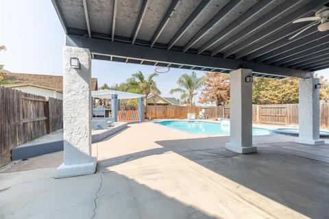 823 Taggert Ct, Modesto, CA 95351 photo 33