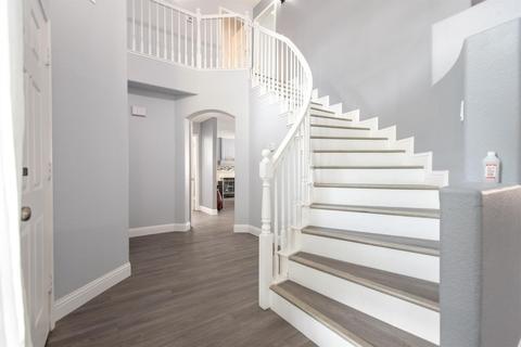 823 Taggert Ct, Modesto, CA 95351 photo 7