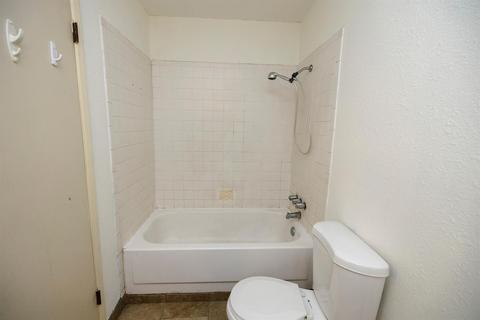 2012 Little Oak Way, Modesto, CA 95355 photo 14