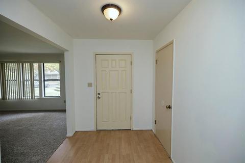 2012 Little Oak Way, Modesto, CA 95355 photo 6