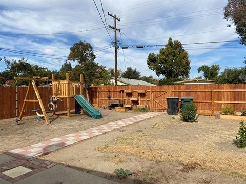 2027 Ellis St, Modesto, CA 95354 photo 15