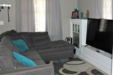 109 Oak St, Modesto, CA 95351 photo 4