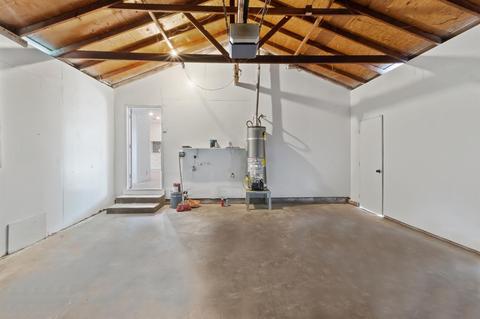 2417 Eicher, Modesto, CA 95350 photo 39