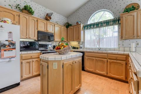 3042 Black Eagle Dr, Antelope, CA 95843 photo 12