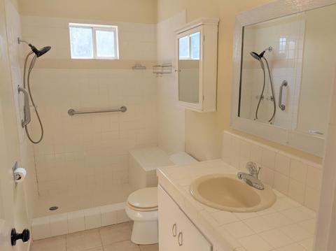 851 E D St, Oakdale, CA 95361 photo 13