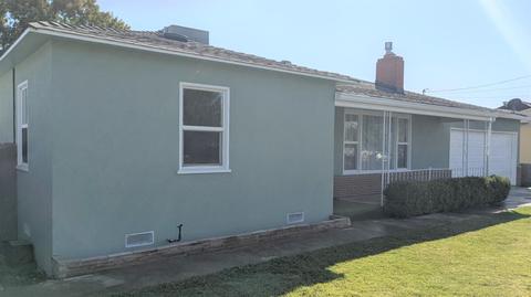 851 E D St, Oakdale, CA 95361 photo 2