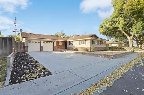 1606 Cherrywood Dr, Modesto, CA 95350 photo 2