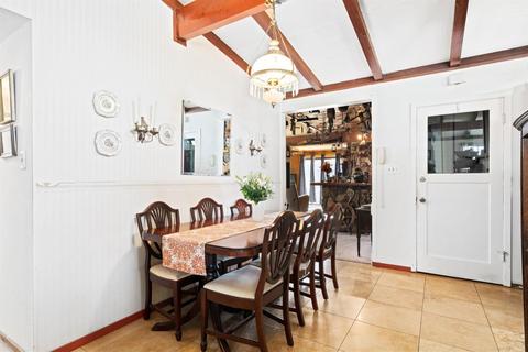 4833 Hazelwood Ave, Carmichael, CA 95608 photo 9
