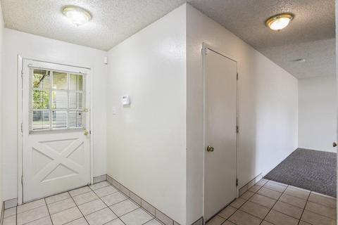 1817 Devin Dr, Modesto, CA 95355 photo 11