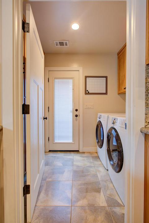 300 N Berkeley Ave, Turlock, CA 95380 photo 22