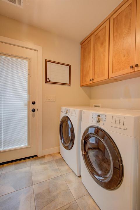 300 N Berkeley Ave, Turlock, CA 95380 photo 21