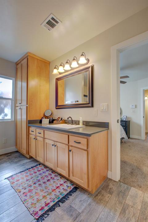 300 N Berkeley Ave, Turlock, CA 95380 photo 36