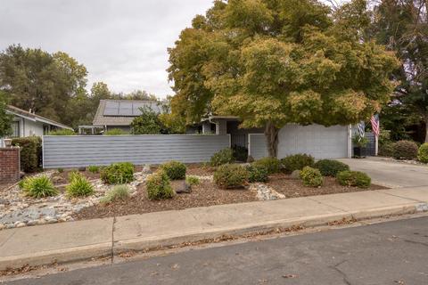 1236 River Bluff Dr, Oakdale, CA 95361 photo 2