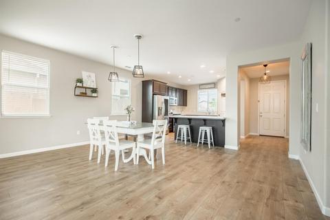 329 Dolcinea Ln, Manteca, CA 95336 photo 33