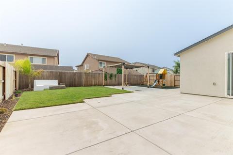 329 Dolcinea Ln, Manteca, CA 95336 photo 39