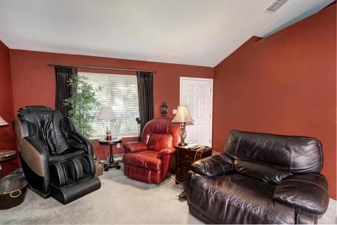 3621 Eagle Crest Cir, Antelope, CA 95843 photo 3