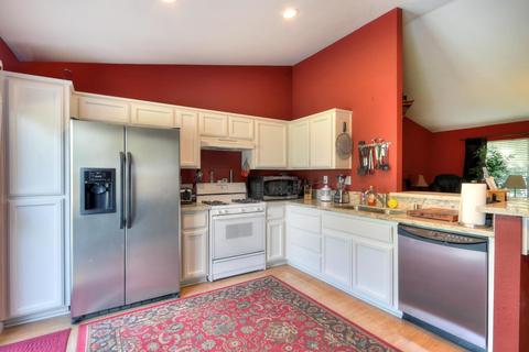 3621 Eagle Crest Cir, Antelope, CA 95843 photo 9
