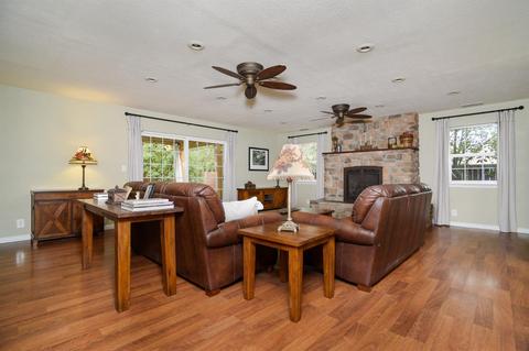 4921 Gibbons Dr, Carmichael, CA 95608 photo 13