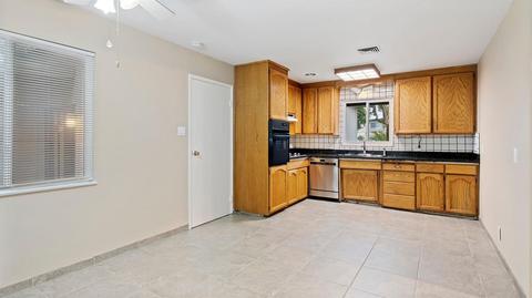 1713 Carver Rd, Modesto, CA 95350 photo 11