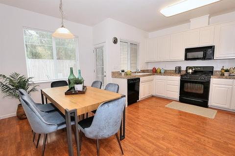 3120 Albany Cir, Davis, CA 95618 photo 10