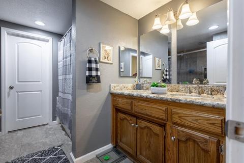 345 Shilling Ave, Lathrop, CA 95330 photo 24