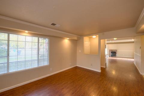 300 Halley Ct, Patterson, CA 95363 photo 5