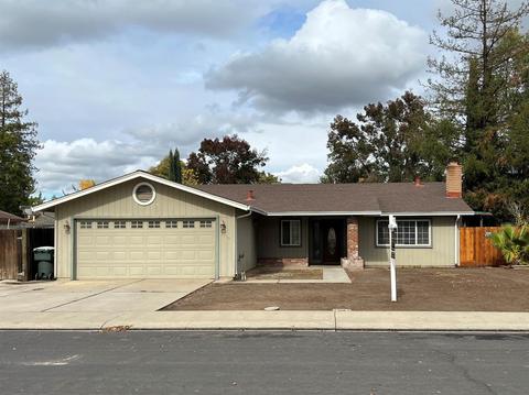 2713 Wickman Ct, Modesto, CA 95358 photo 1