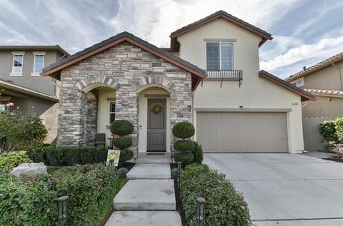 1392 Violet Way, Turlock, CA 95382 photo 2