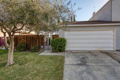332 Cherry Ln, Manteca, CA 95337 photo 1