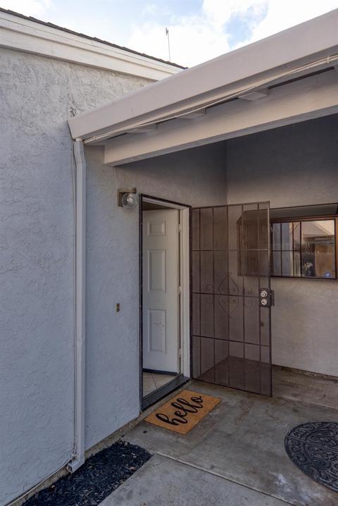 332 Cherry Ln, Manteca, CA 95337 photo 3