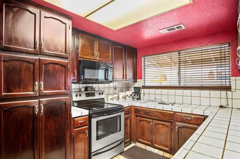 3928 Pheasant Ln, Modesto, CA 95356 photo 9